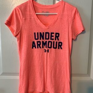 UNDER ARMOUR workout v neck pink